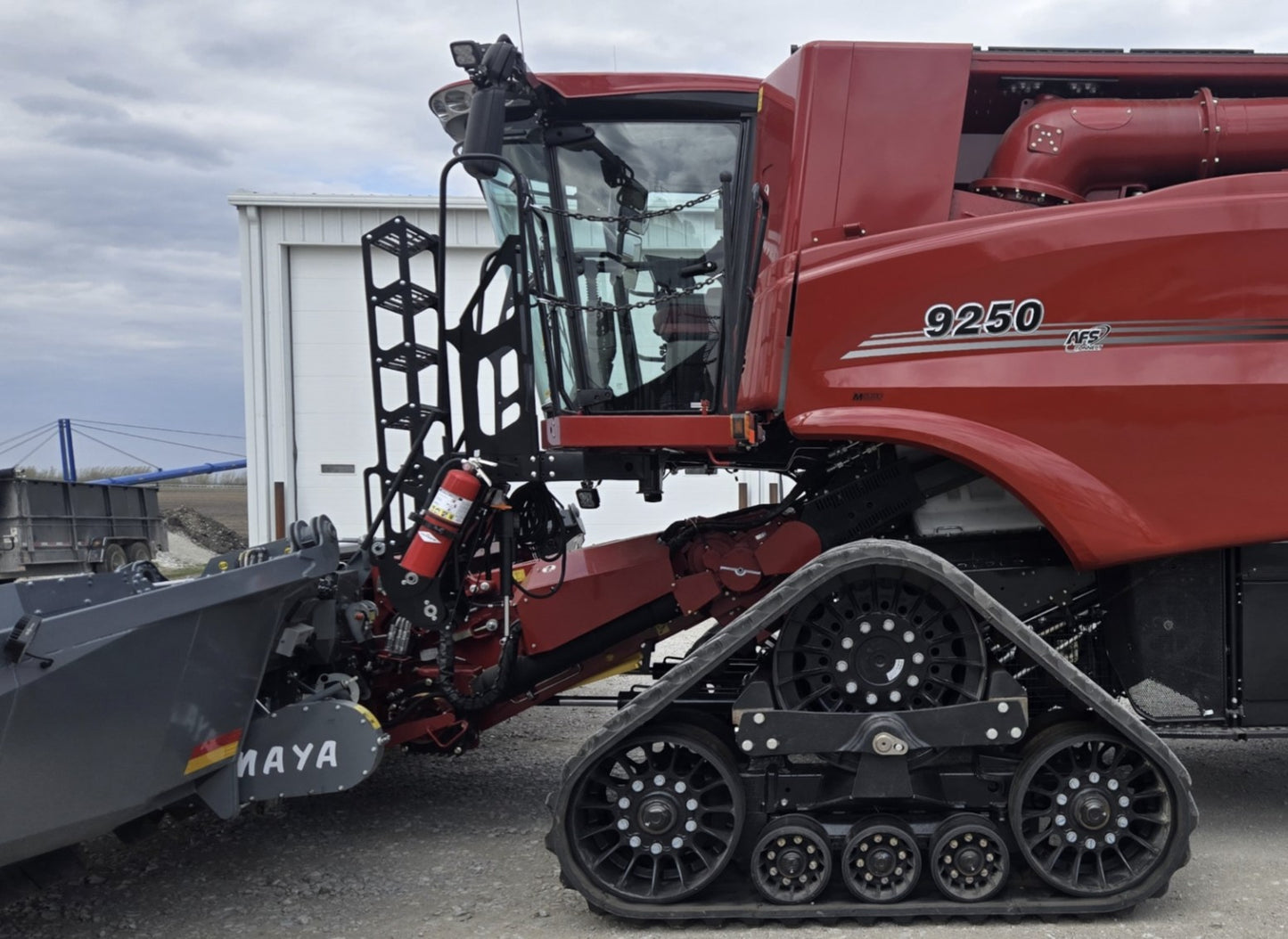 Case Combine Step kit (Models 7240, 8240, 9240, 7250, 8250, and 9250).