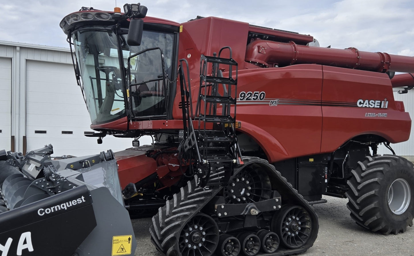 Case Combine Step kit (Models 7240, 8240, 9240, 7250, 8250, and 9250).