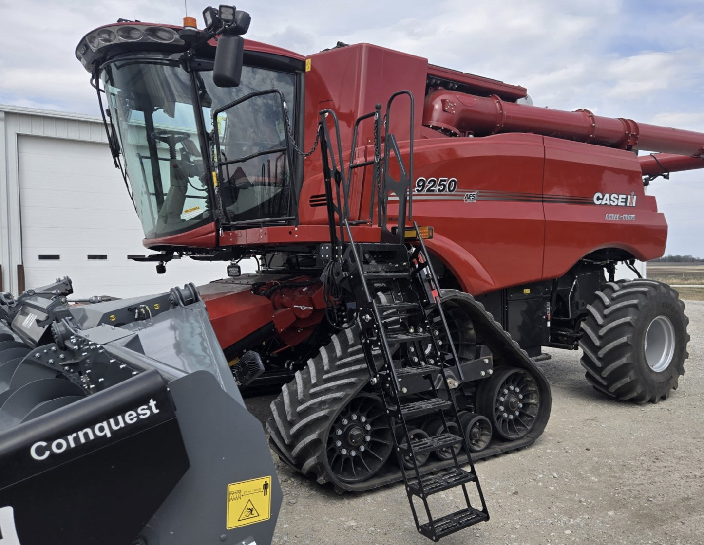 Case Combine Step kit (Models 7240, 8240, 9240, 7250, 8250, and 9250).